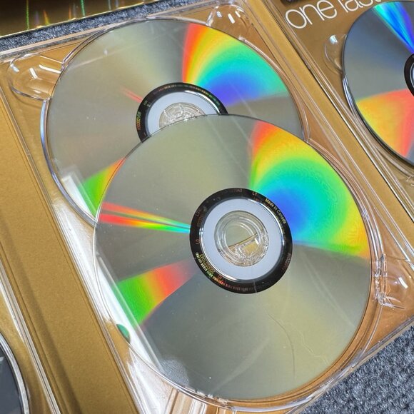 Queer As Folk: The Final Season (Season 5) DVD Set Complete Bonus Features - Picture 6 of 8